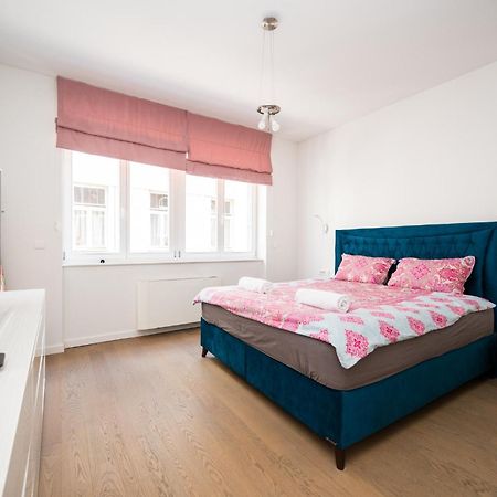 Modern Stay In The City Center Сараево Екстериор снимка