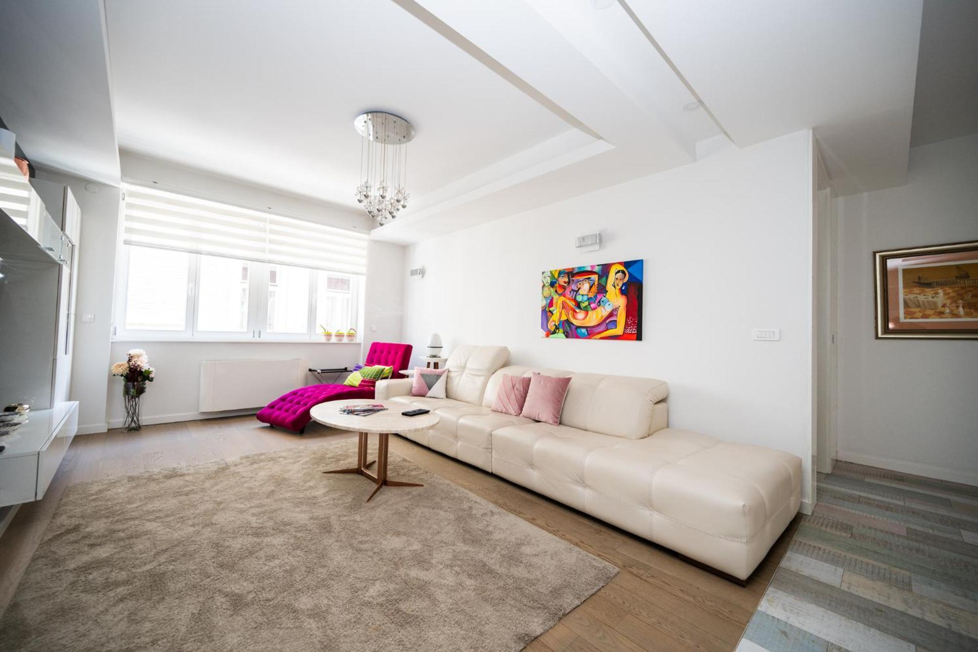 Modern Stay In The City Center Сараево Екстериор снимка